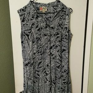 Hilo Hatties long crinkle dress